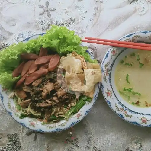 Gambar Makanan Pangsit Mie Ayam Geprek, Merjosari 3