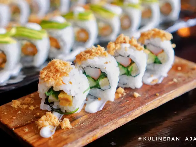 Gambar Makanan OTW Sushi 11