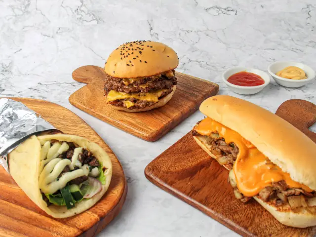 BURGrills Burger and Shawarma - Mansilingan