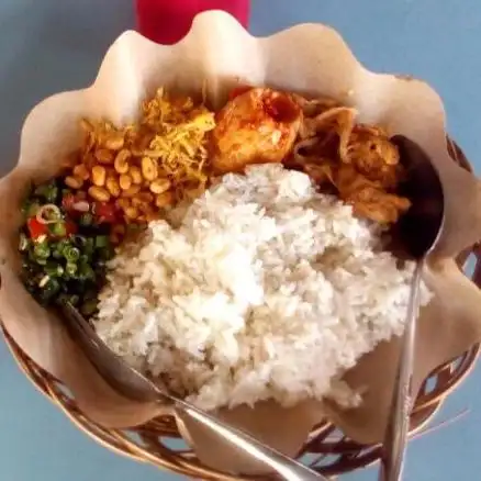 Gambar Makanan Nasi Balap Khas Lombok Pak Ipung, Mlati 2