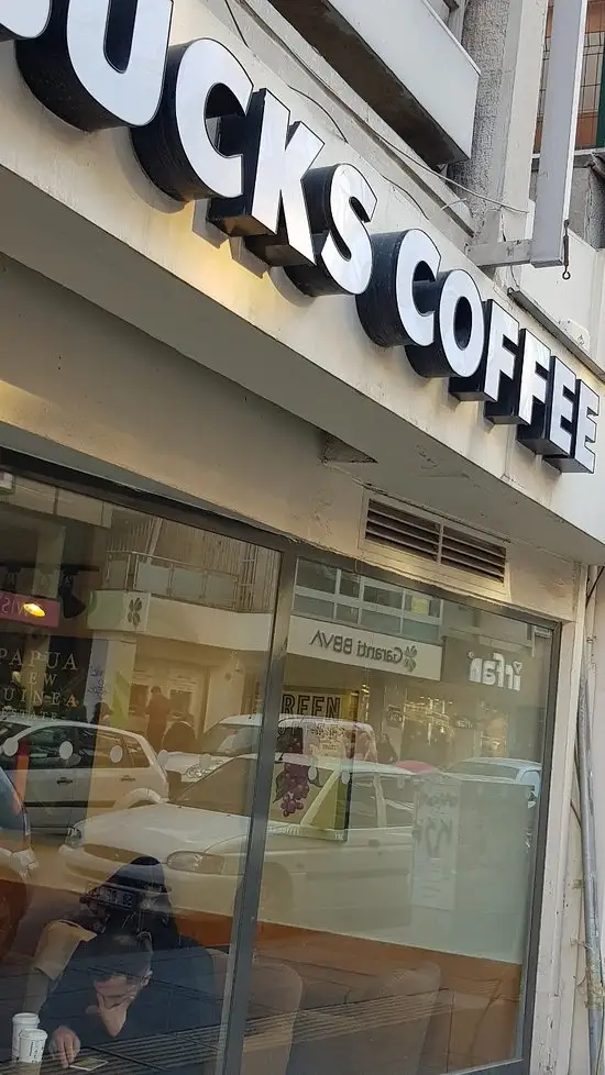 Starbucks Coffee Karanfil'nin yemek ve ambiyans fotoğrafları 18