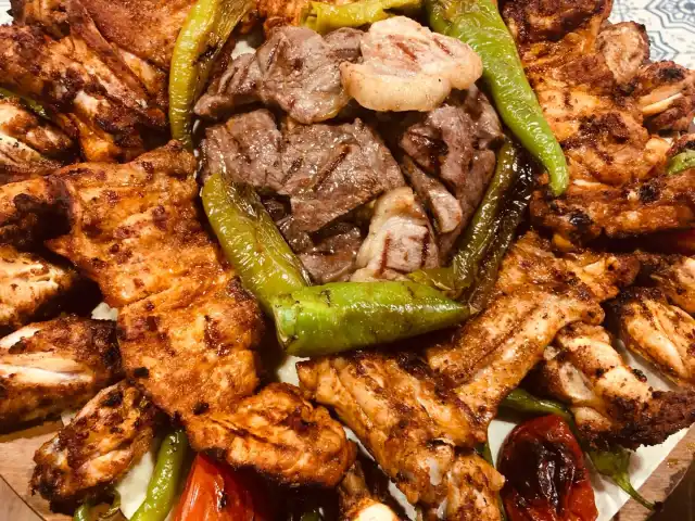Zeren Et Kasap Izgara'nin yemek ve ambiyans fotoğrafları 4