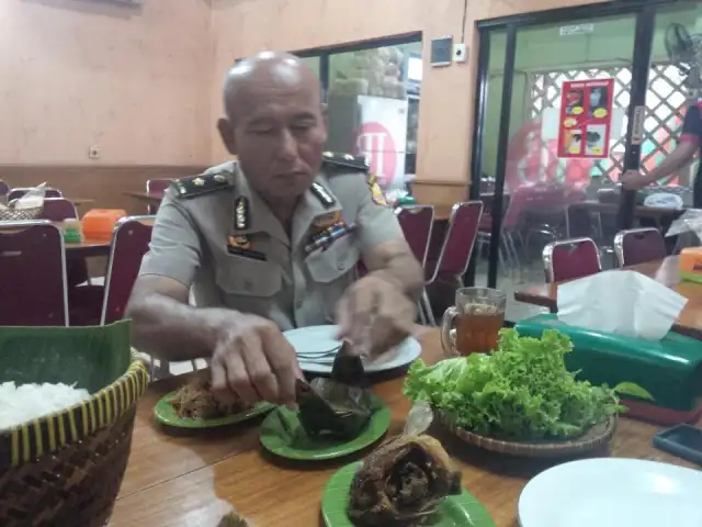 Gambar Makanan Rumah Makan Ibu Bandung 13