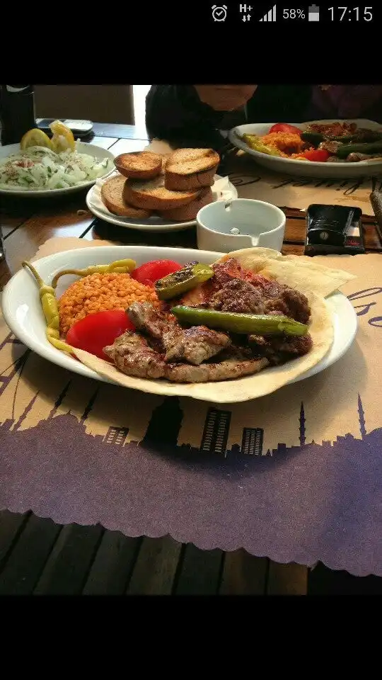 Köfteci Behçet'nin yemek ve ambiyans fotoğrafları 13