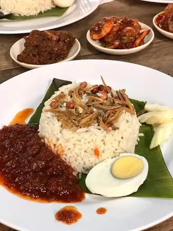 Nasi Lemak Angah Food Photo 4