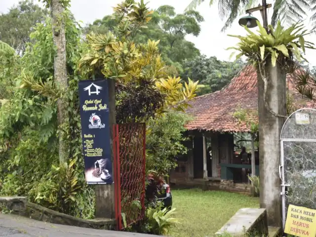 Gambar Makanan Kedai Kopi Rumah Jati Jl. Arca Domas Sukaresmi 11