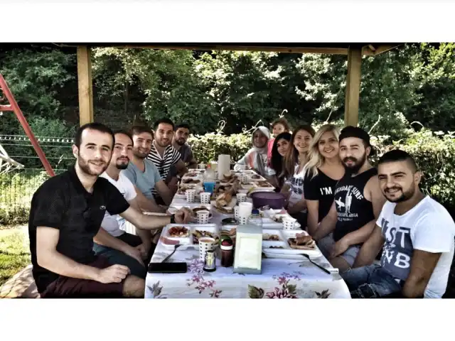 Polonezköy Yıldız Piknik Parkı'nin yemek ve ambiyans fotoğrafları 10