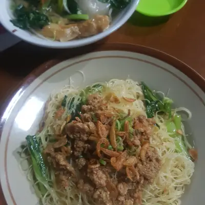 Bakmi Bangka Men Ho