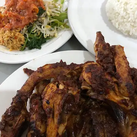 Gambar Makanan Ayam Bakar Taliwang Baru 19