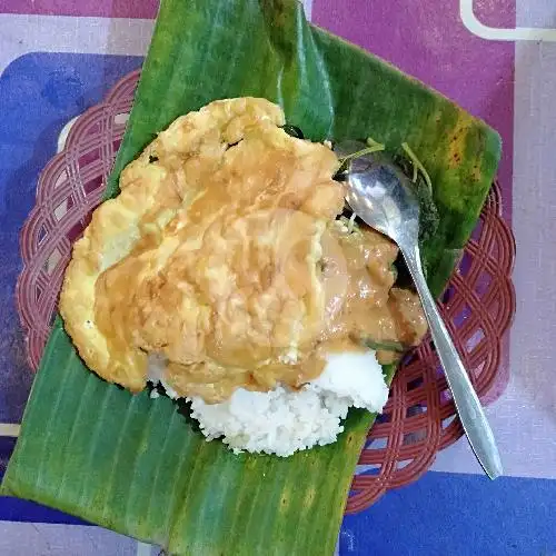 Gambar Makanan Sego Pecel Pincuk Iwak kali 2