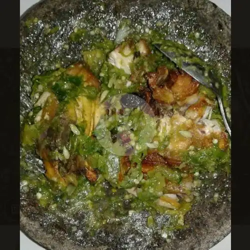 Gambar Makanan Pecel Lele n Ayam Vinchy, Bogor Selatan 1