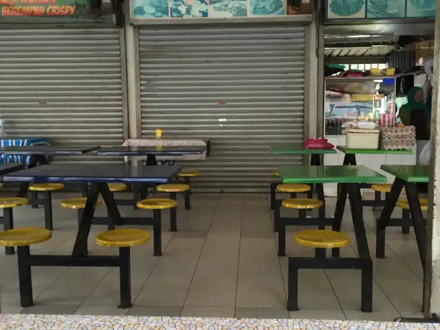 HJH Rohani Nasi Lemak Berlauk - Medan Selera Dataran Sri Angkasa Food Photo 2