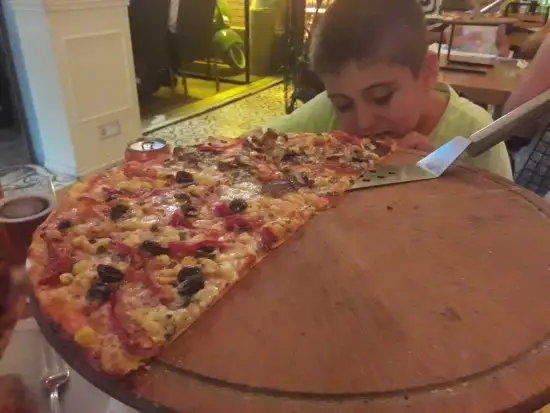 Pizzaria di Mozza'nin yemek ve ambiyans fotoğrafları 9