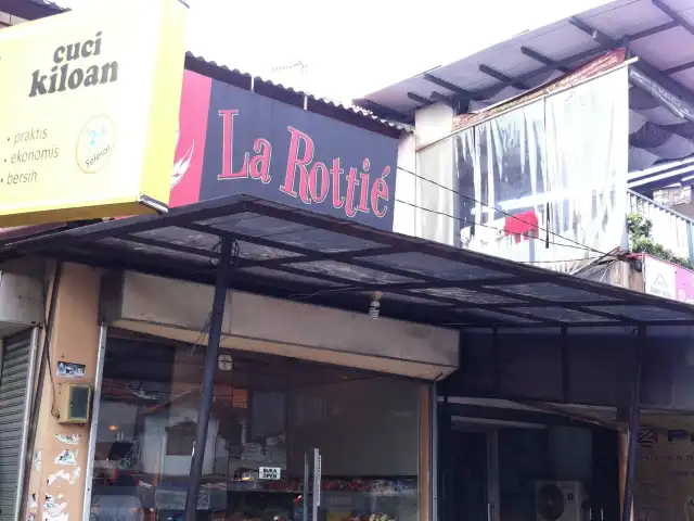 Gambar Makanan La Rottie 2