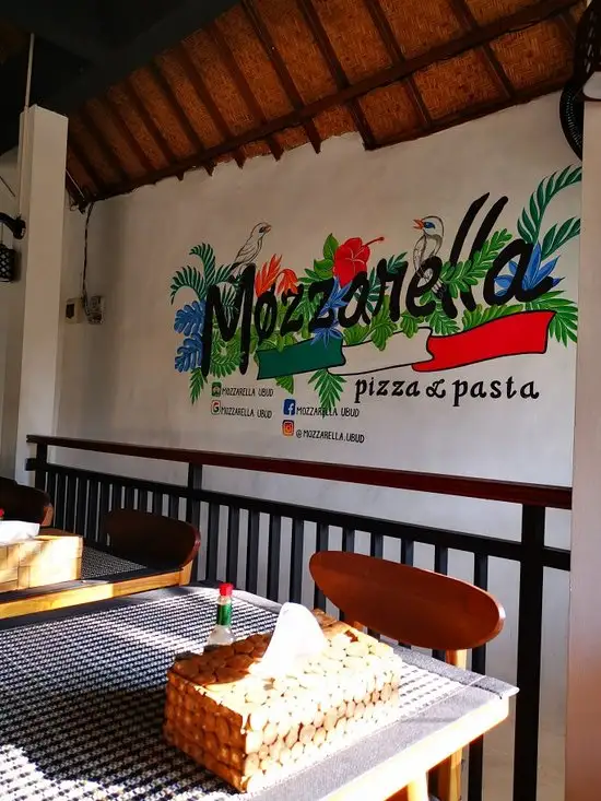 Gambar Makanan Mozzarella Ubud 15