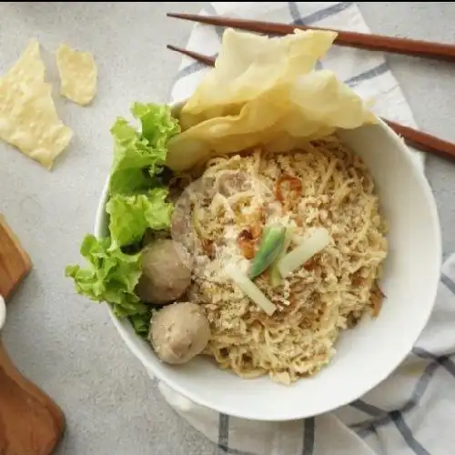 Gambar Makanan Es Teler Dan Es Tape Ketan Hitam Pak No, Embong Brantas 16