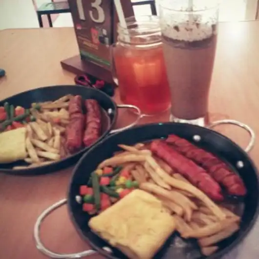 Gambar Makanan Omah Dewe Cafe & Resto 5