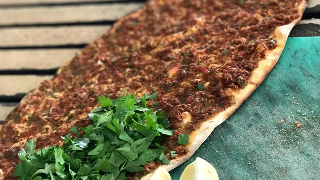 Sivas Pide Kebap Ve Çorba Salonu