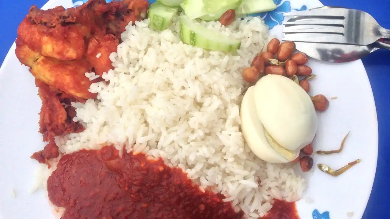 Seri Mayang Nasi Lemak Kukus