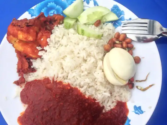 Seri Mayang Nasi Lemak Kukus Food Photo 1