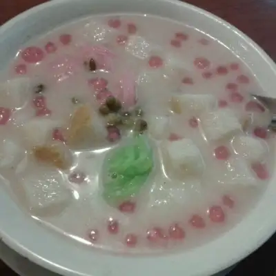 Cwie mie malang cibubur