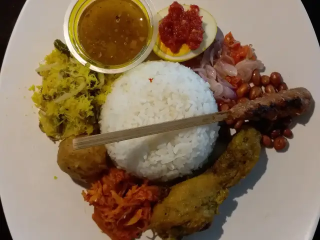 Gambar Makanan Ayam Betutu Khas Gilimanuk 1