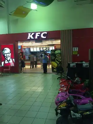 KFC Bataras Kolombong