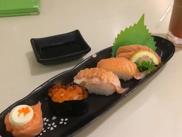 Sakae Sushi Food Photo 18
