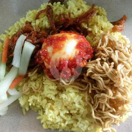 Gambar Makanan Nasi Kuning Warung Sinar, Panakkukang 13