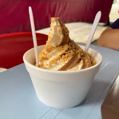 Sunny Hill Ice-cream Shop Batu Kawa