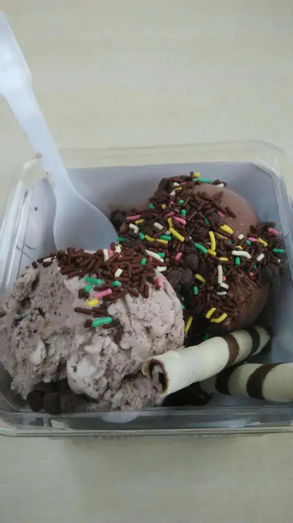 Gambar Makanan Pietro's Gelato 5