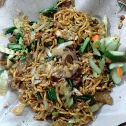 Gambar Makanan Nasi Goreng Gila Cempaka Bang Mumuh, Jagakarsa 15