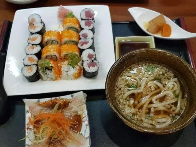 Azabu Sushi & Teppanyaki Food Photo 12