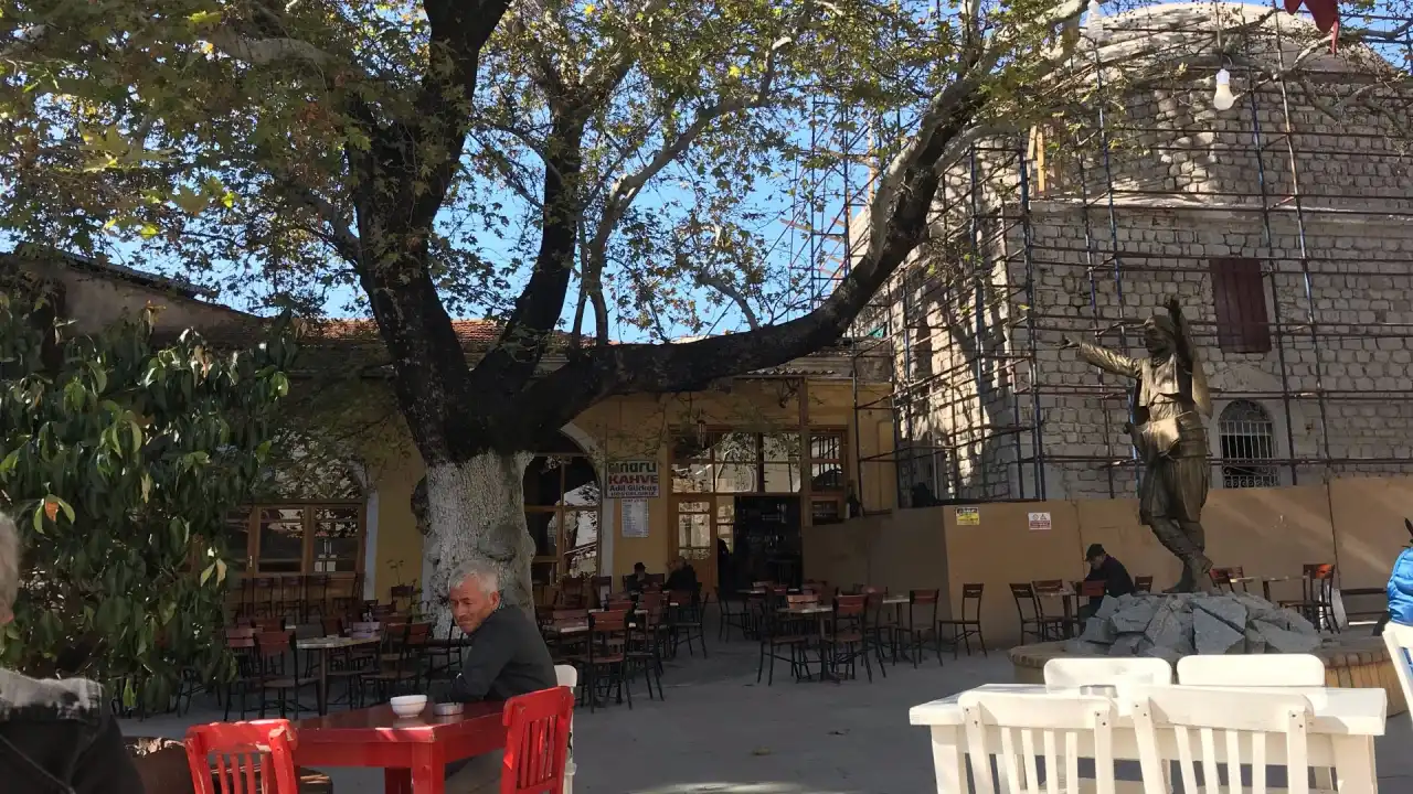 ÇINAR CAFE BERGAMA KAPALI ÇARŞI