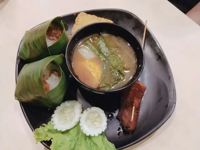 Gambar Makanan Nasi Uduk Kebon Kacang 10