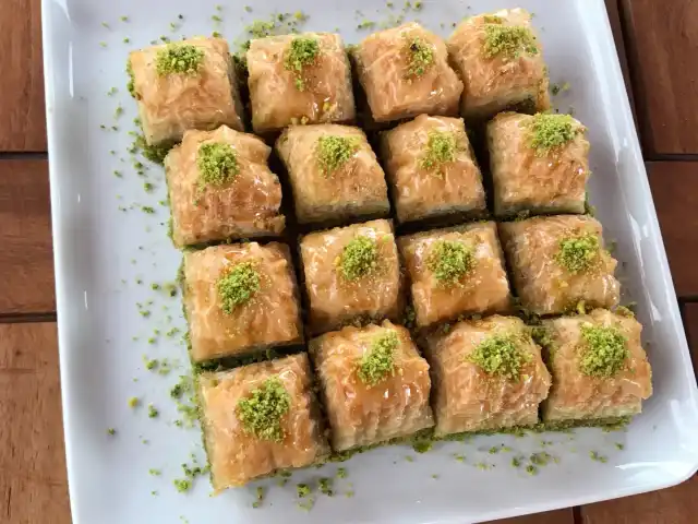 Faruk Güllüoğlu'nin yemek ve ambiyans fotoğrafları 7