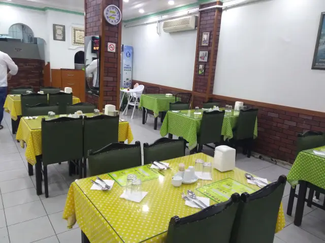 Öz Urfa Pide Kebap & Lahmacun Salonu'nin yemek ve ambiyans fotoğrafları 1