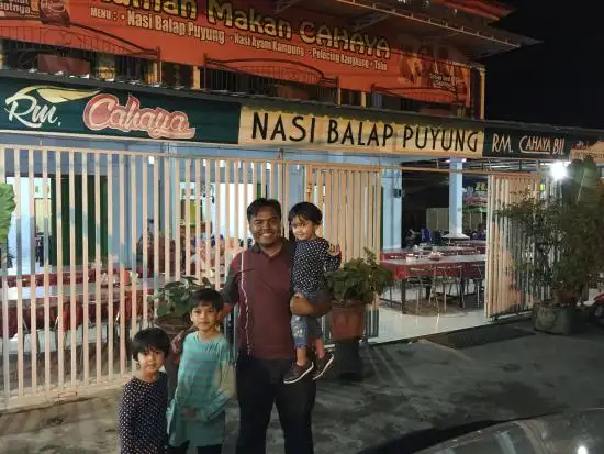 Rumah Makan Cahaya