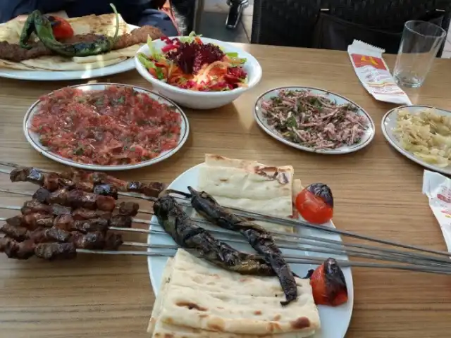 Hasanusta Kebap'nin yemek ve ambiyans fotoğrafları 3