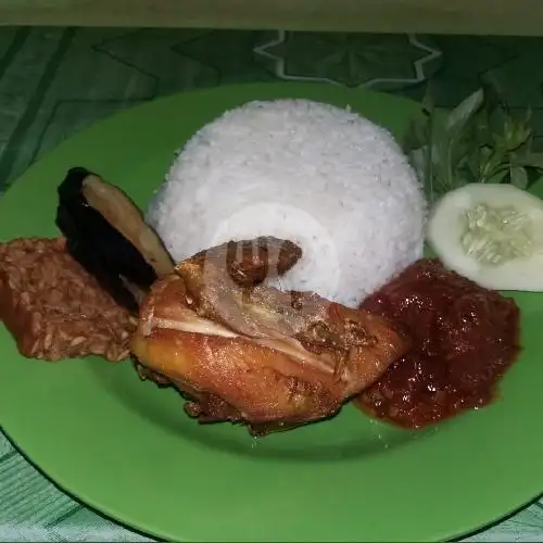 Gambar Makanan Ayam Goreng Joyo Slamet, Dahlia 7