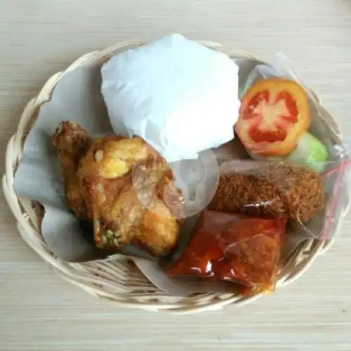 Gambar Makanan Ayam Serundeng & Seafood Ibu Azka, Setiabudi 5