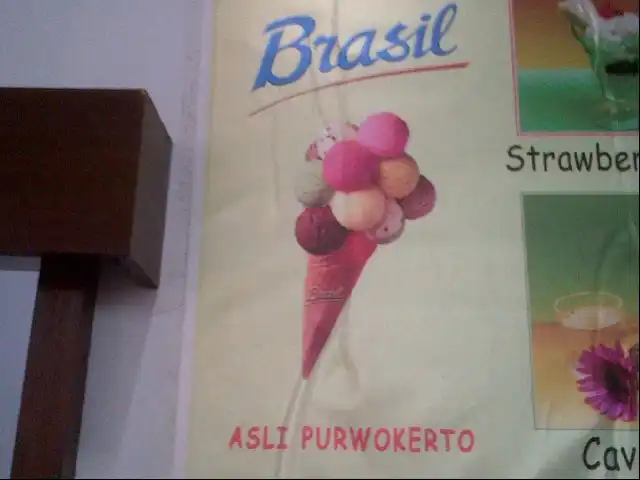 Gambar Makanan Ice Cream & Coffee Brasil 13