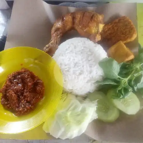 Gambar Makanan Pecel Lele Depan MGK(warung Mpo Tri) 1