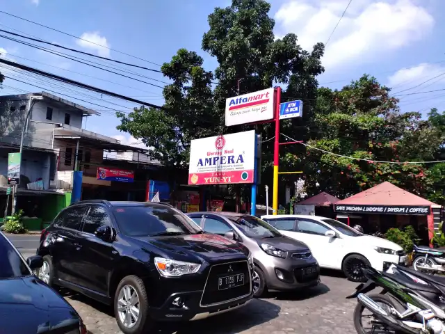 Gambar Makanan Warung Nasi Ampera 4