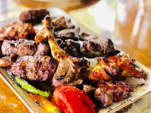 Fettan Meze Bar'nin yemek ve ambiyans fotoğrafları 6