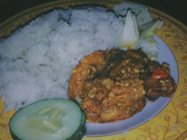 Gambar Makanan AyamGepukPakGembus 1