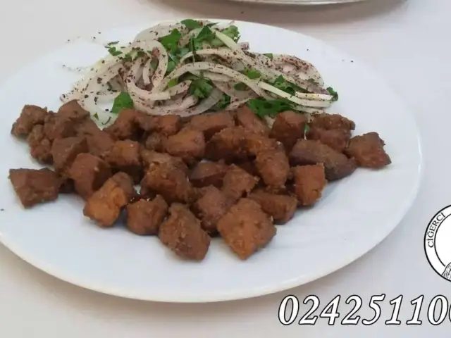 Ciğerci Turan Usta'nin yemek ve ambiyans fotoğrafları 2