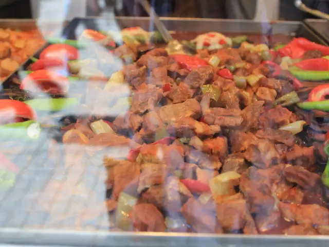 Beyoğlu Halk Döner'nin yemek ve ambiyans fotoğrafları 18