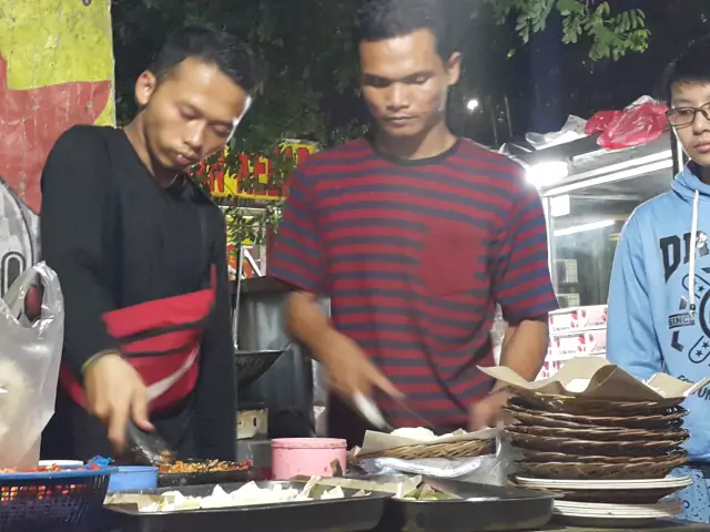 Gambar Makanan Ayam Gepuk Pak Gembus 5