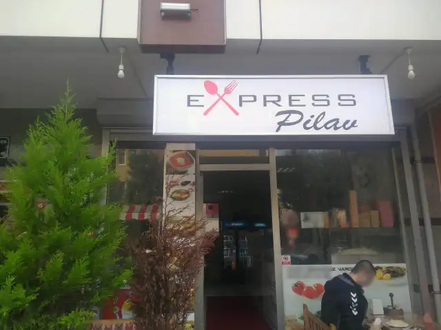 Express Pilav'nin yemek ve ambiyans fotoğrafları 4